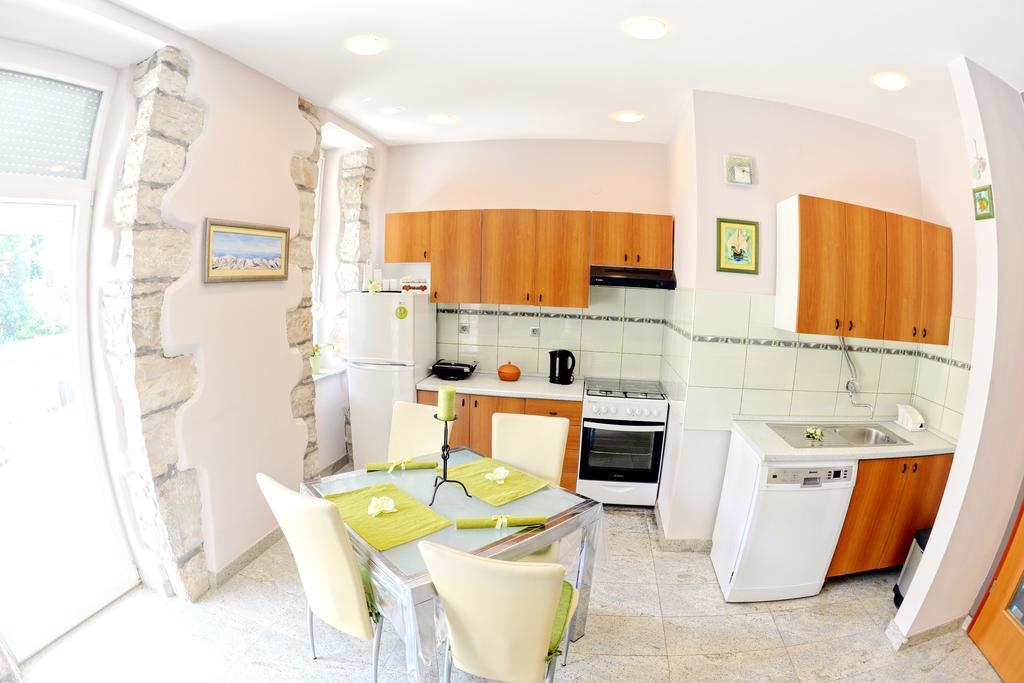 Апартаменты Apartman Harmony Пула Экстерьер фото